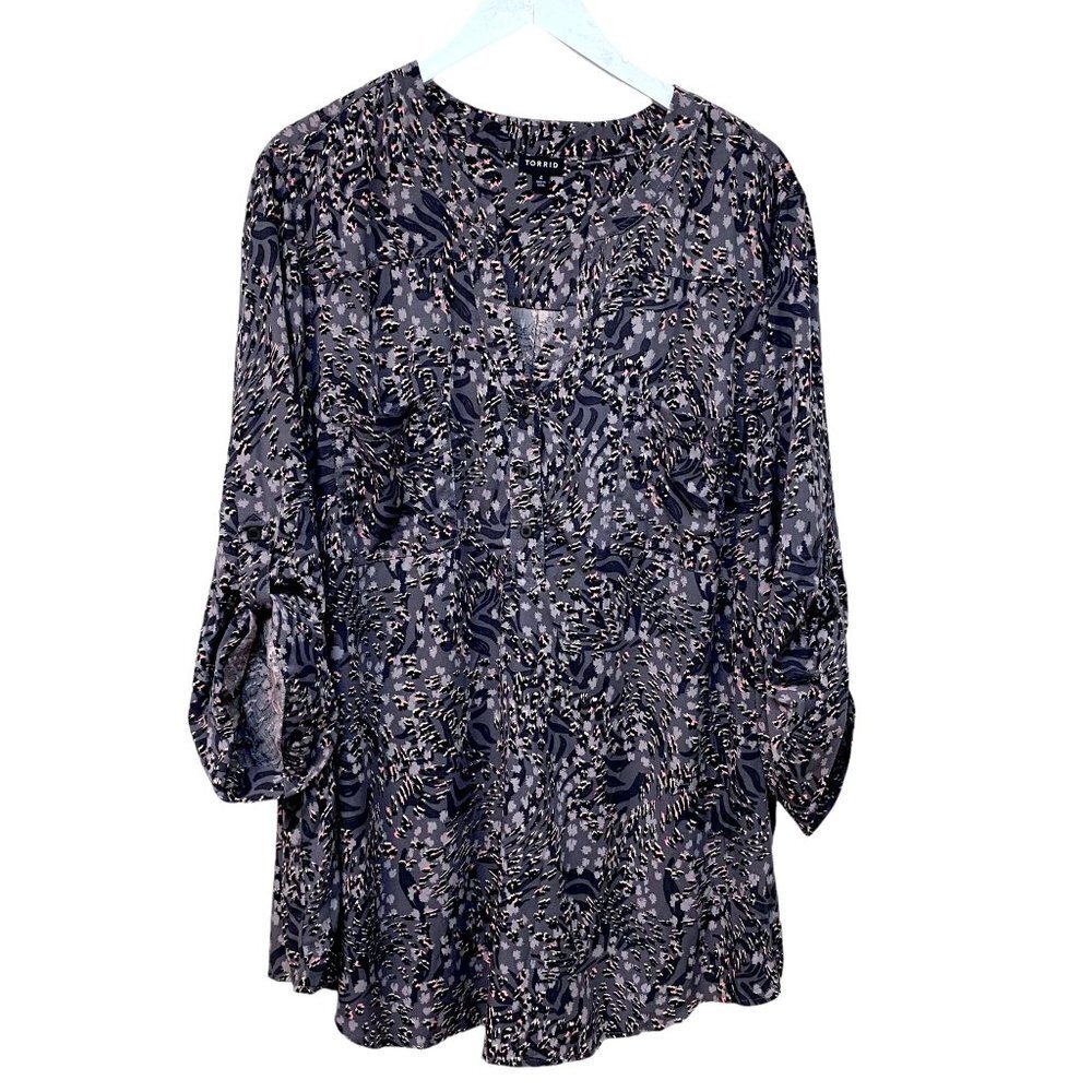 Torrid Plus Size Top Size 4X (4 Torrid) Gray Leopard Print Tunic Harper Blouse